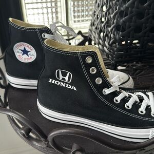CONVERSE - Special Edition Honda Chuck Talyors